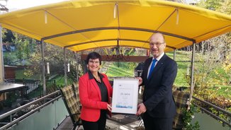 IHK - 25 Jahre IHK - 25 Jahre